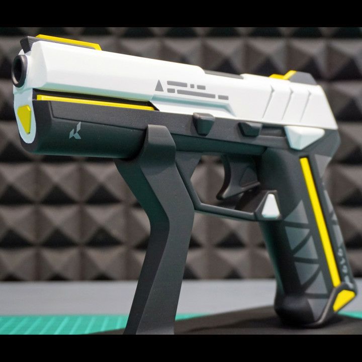 Futuristic Sci-Fi Blaster Prop Replica