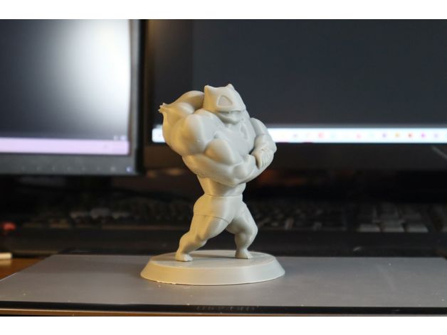 Bulbasaur Ultra Swole, statuina da assemblare