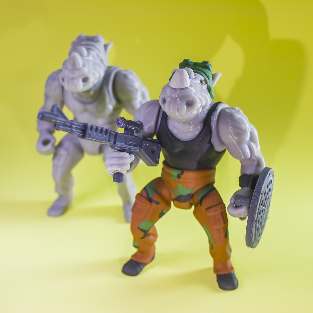 Rocksteady delle Tartarughe Ninja, figura da assemblare