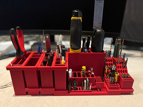 Organizer modulare per utensili da banco